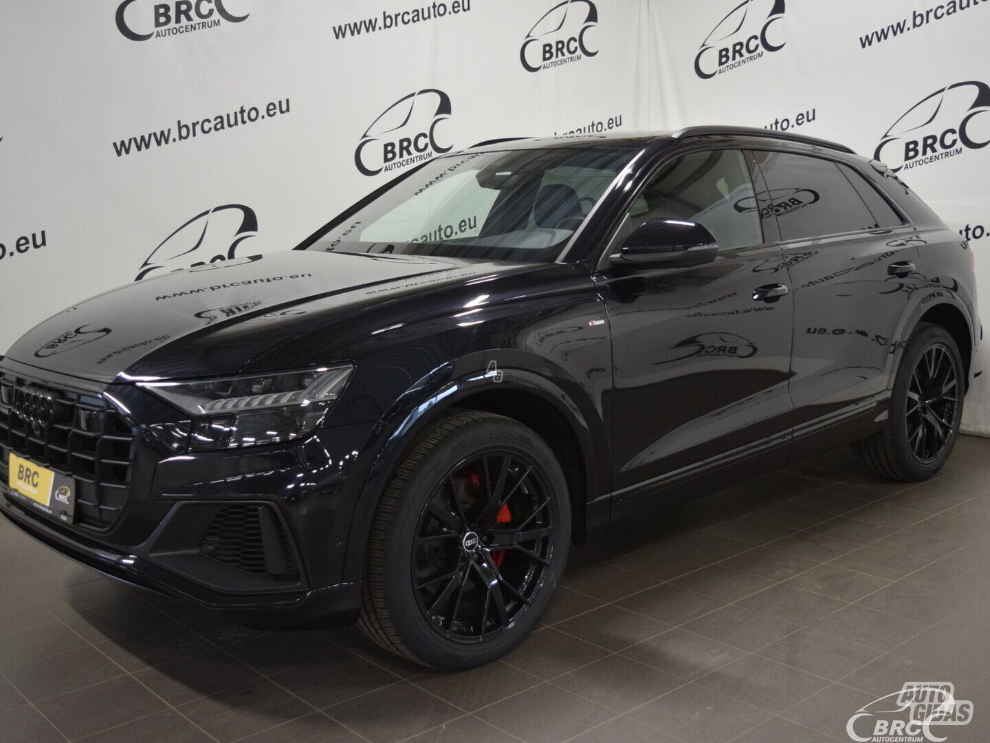 Audi Q8 TFSI Quattro S-Line 2021 m