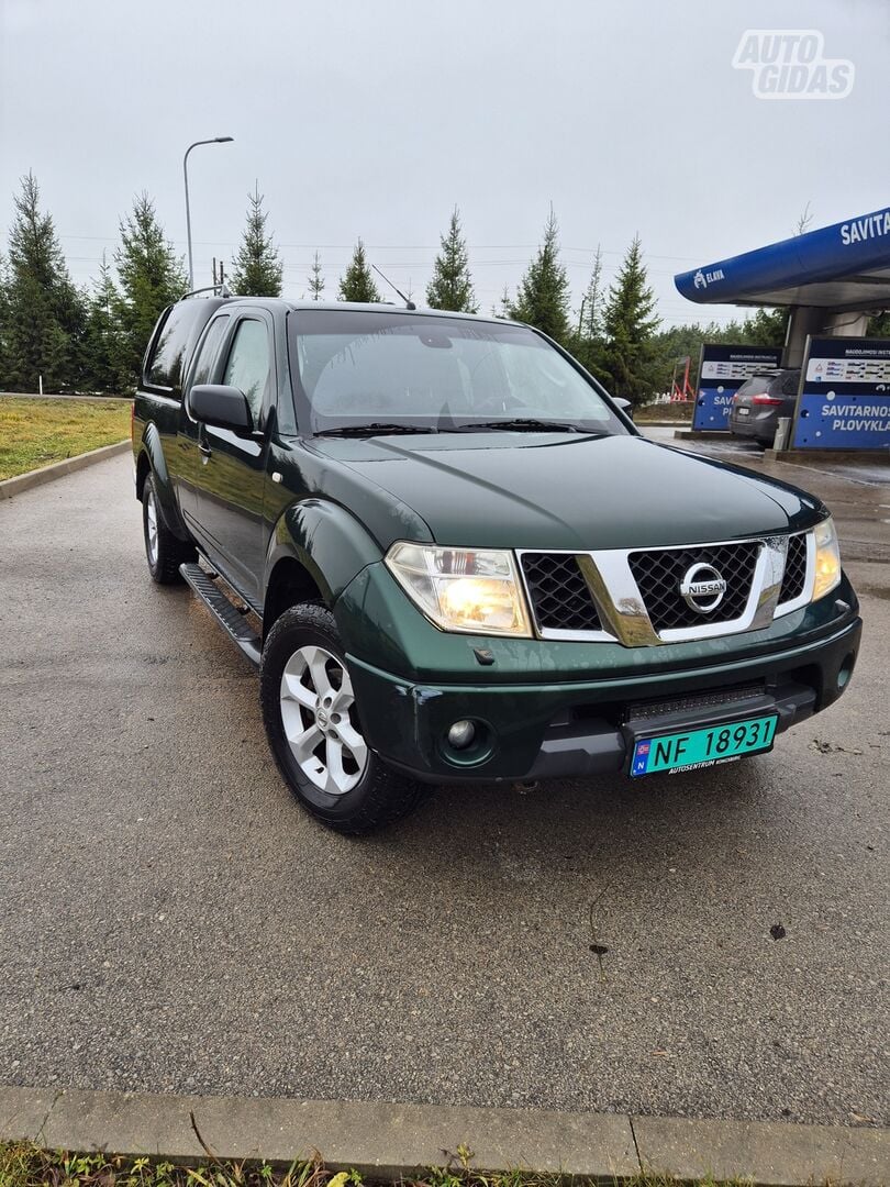 Nissan Navara 2006 y Off-road / Crossover