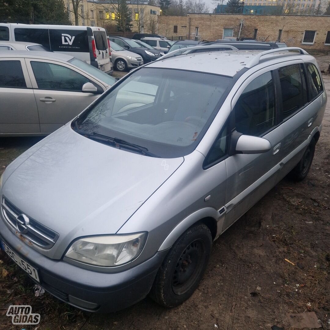 Opel Zafira 2004 m Vienatūris