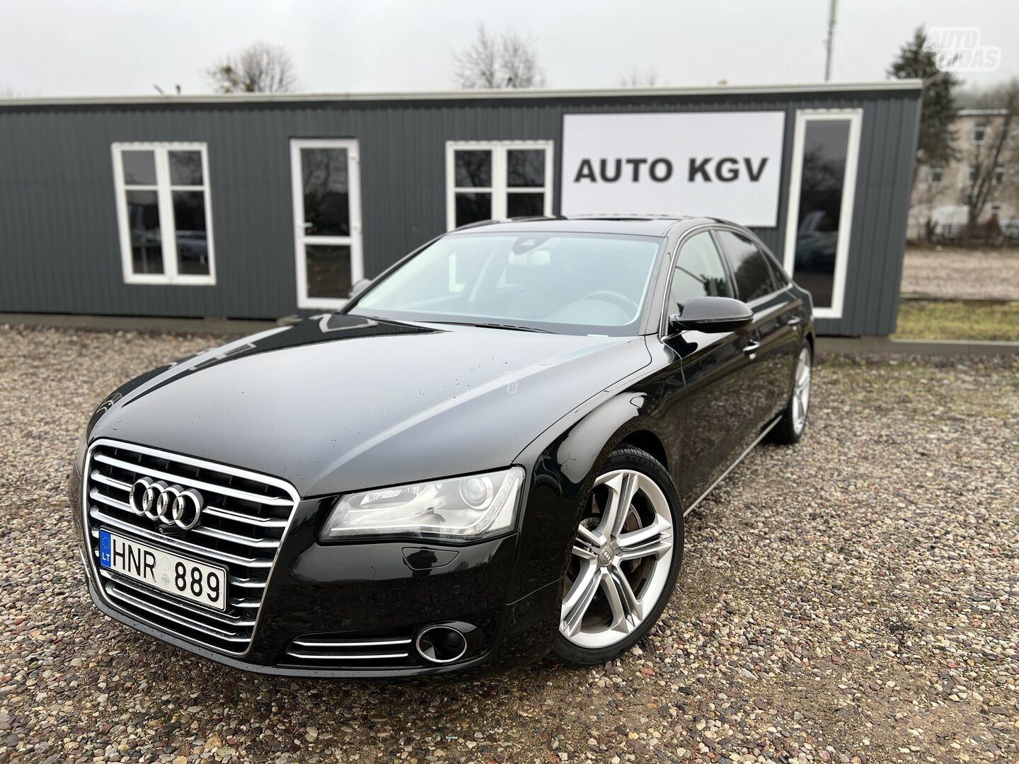 Audi A8 L 2011 y Sedan