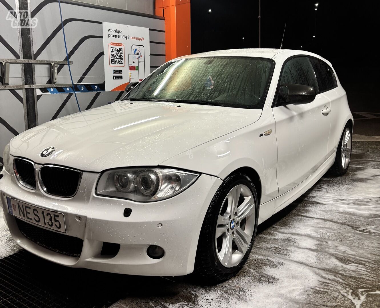 Bmw 116 2010 г Хэтчбек