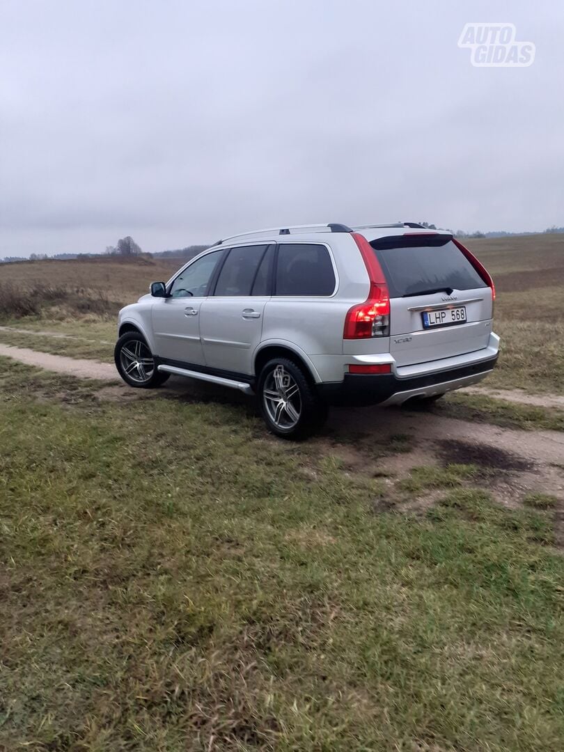 Volvo XC90 2006 y Off-road / Crossover