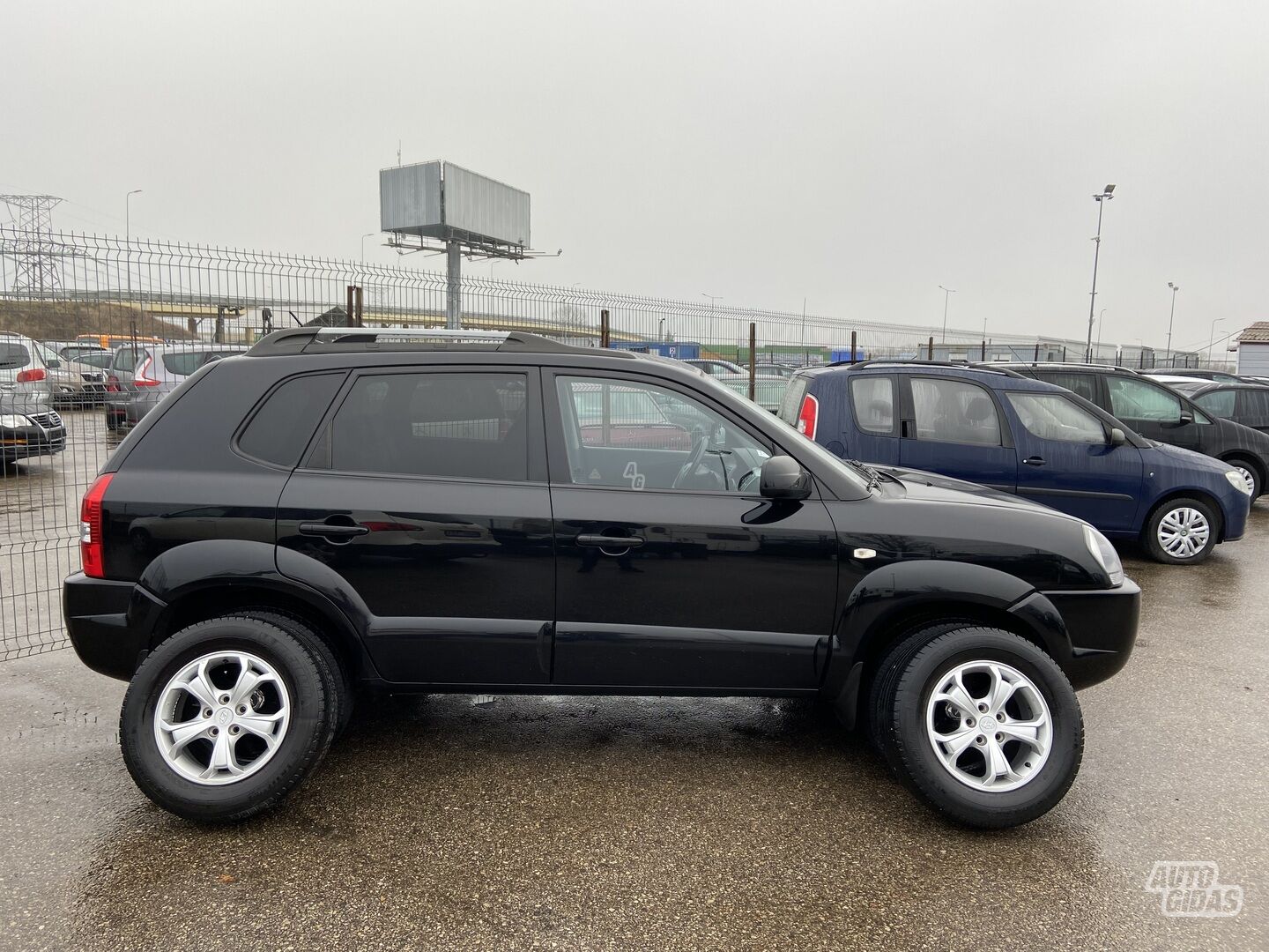 Hyundai Tucson 2008 г Внедорожник / Кроссовер