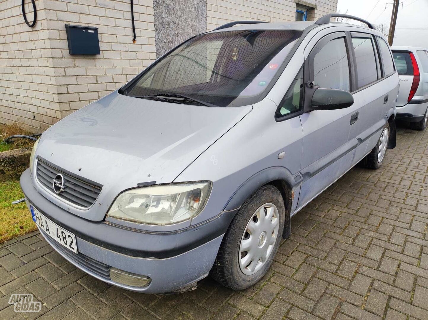 Opel Zafira 2001 m Vienatūris