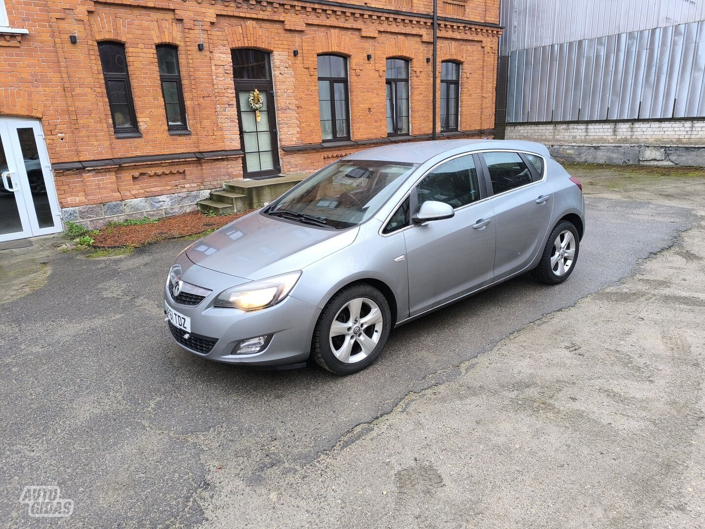 Opel Astra 2012 г запчясти