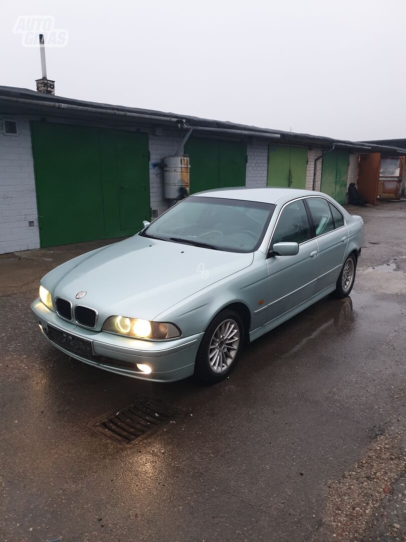 Bmw 530 E39 2002 г запчясти