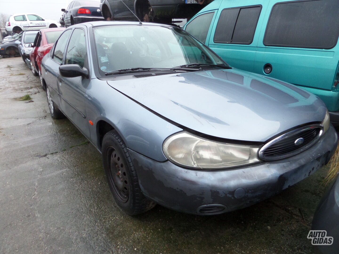 Ford Mondeo 2001 г запчясти