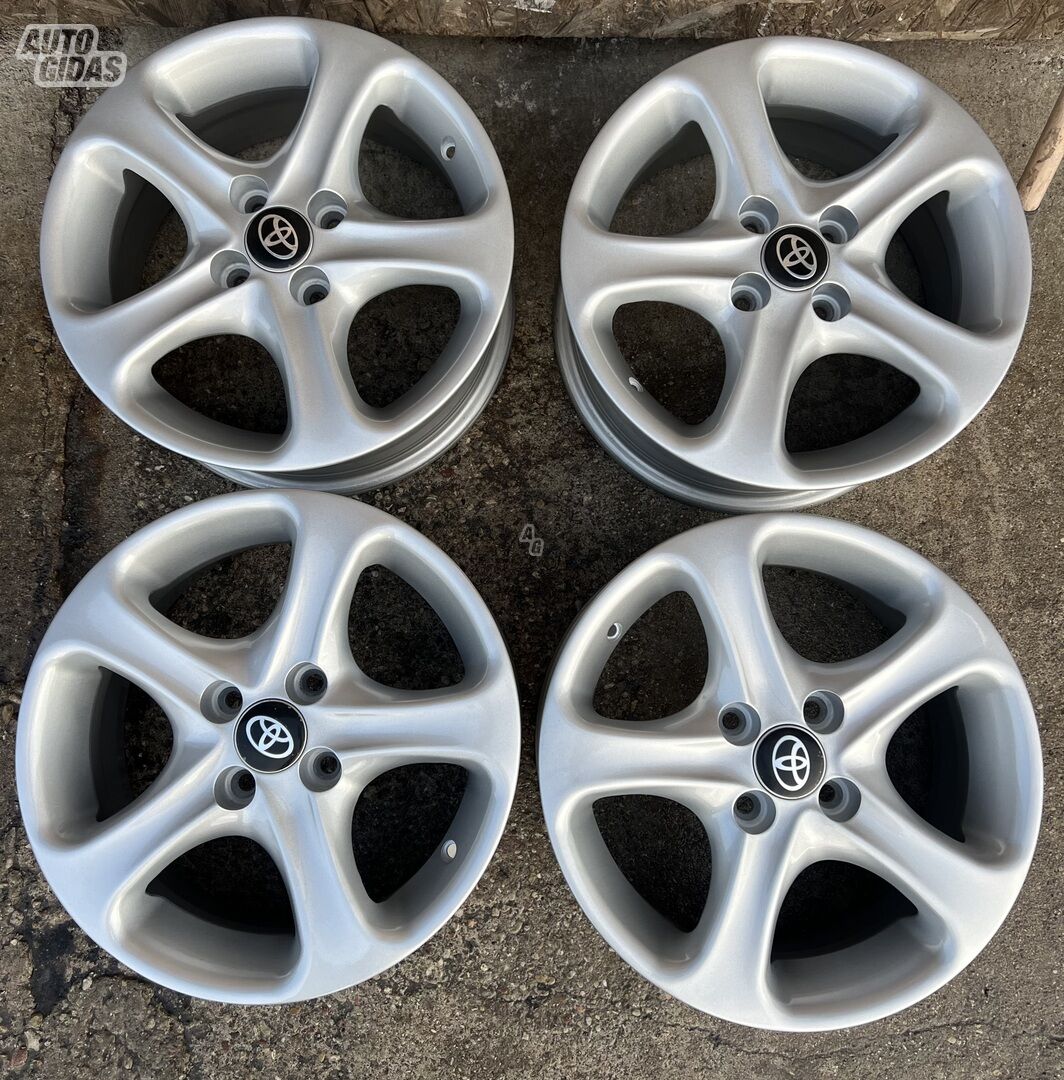 Toyota YARIS light alloy R15 rims