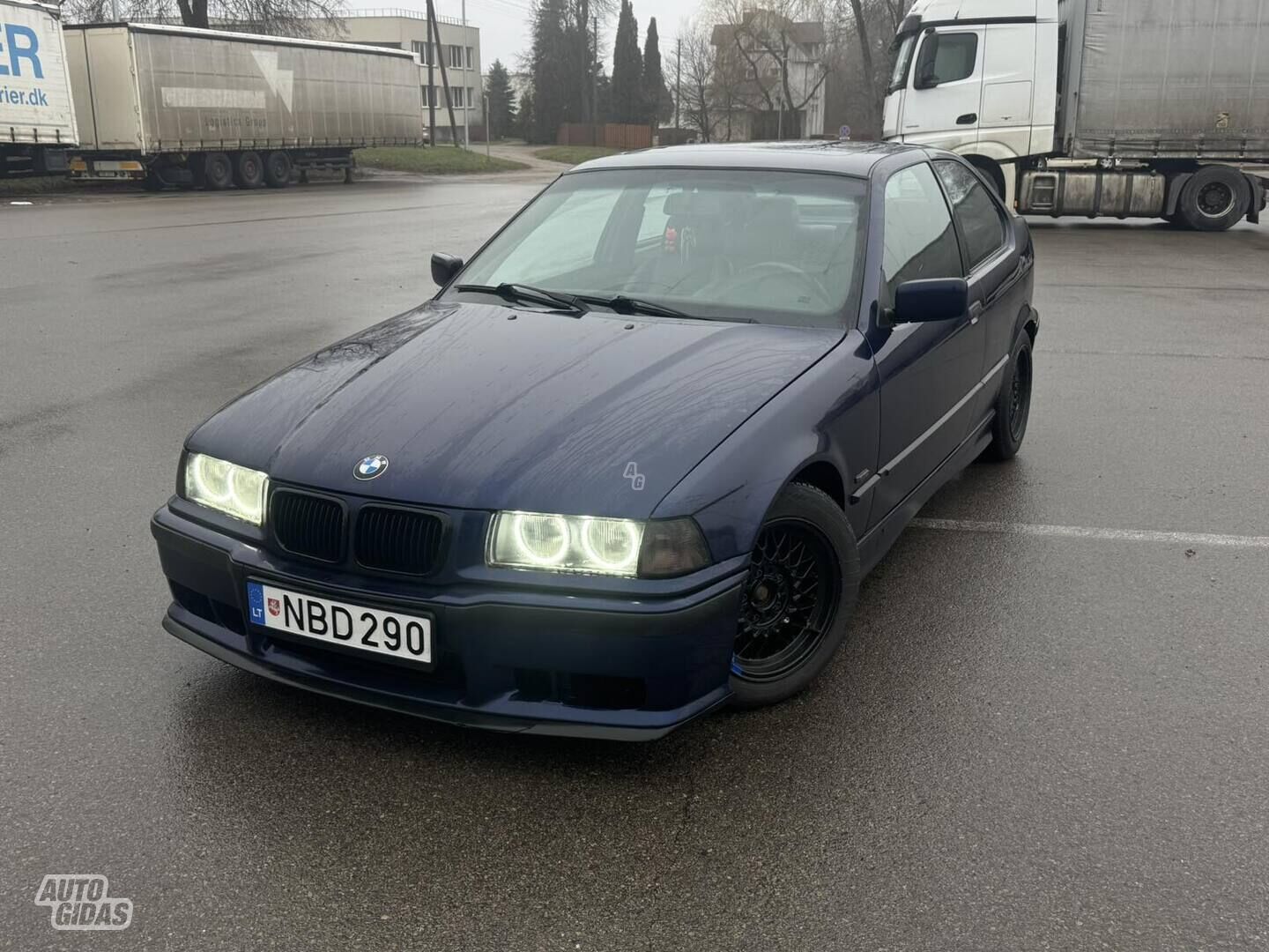 Bmw 316 2000 y Hatchback