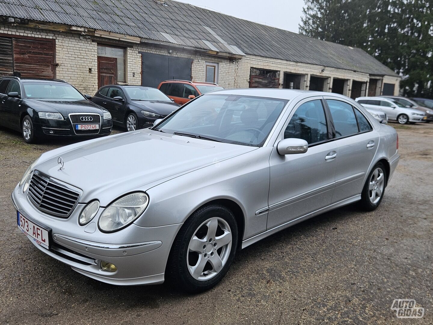 Mercedes-Benz E 220 Avantgarde 2004 m