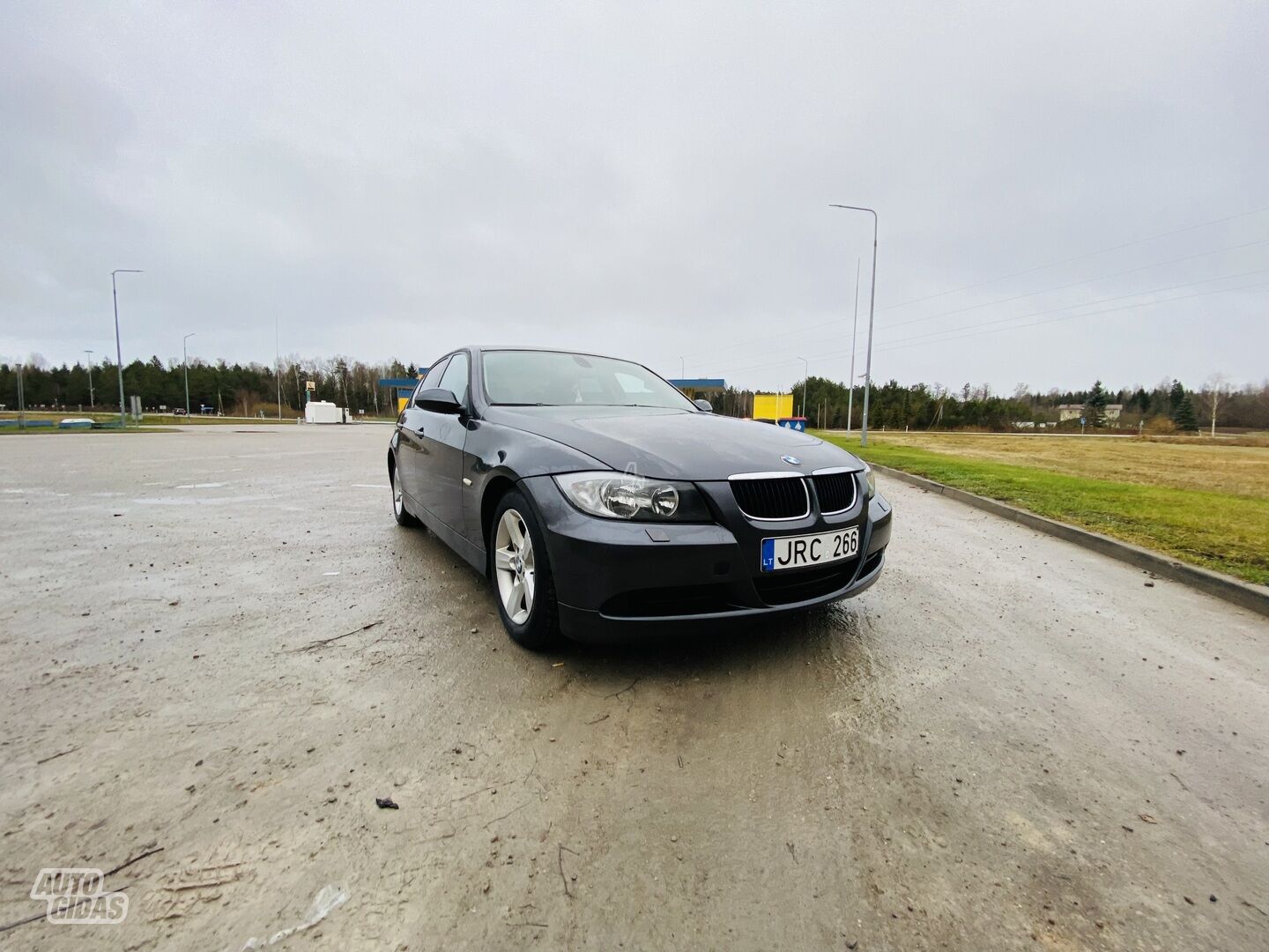 Bmw 320 2005 m Sedanas