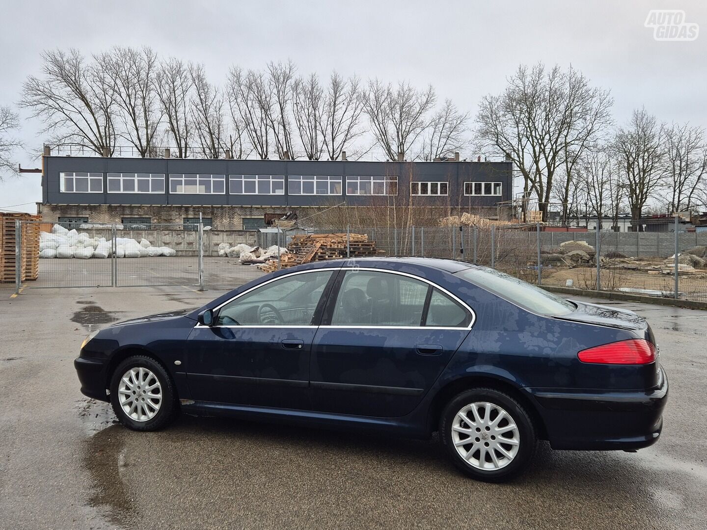 Peugeot 607 2001 y Sedan