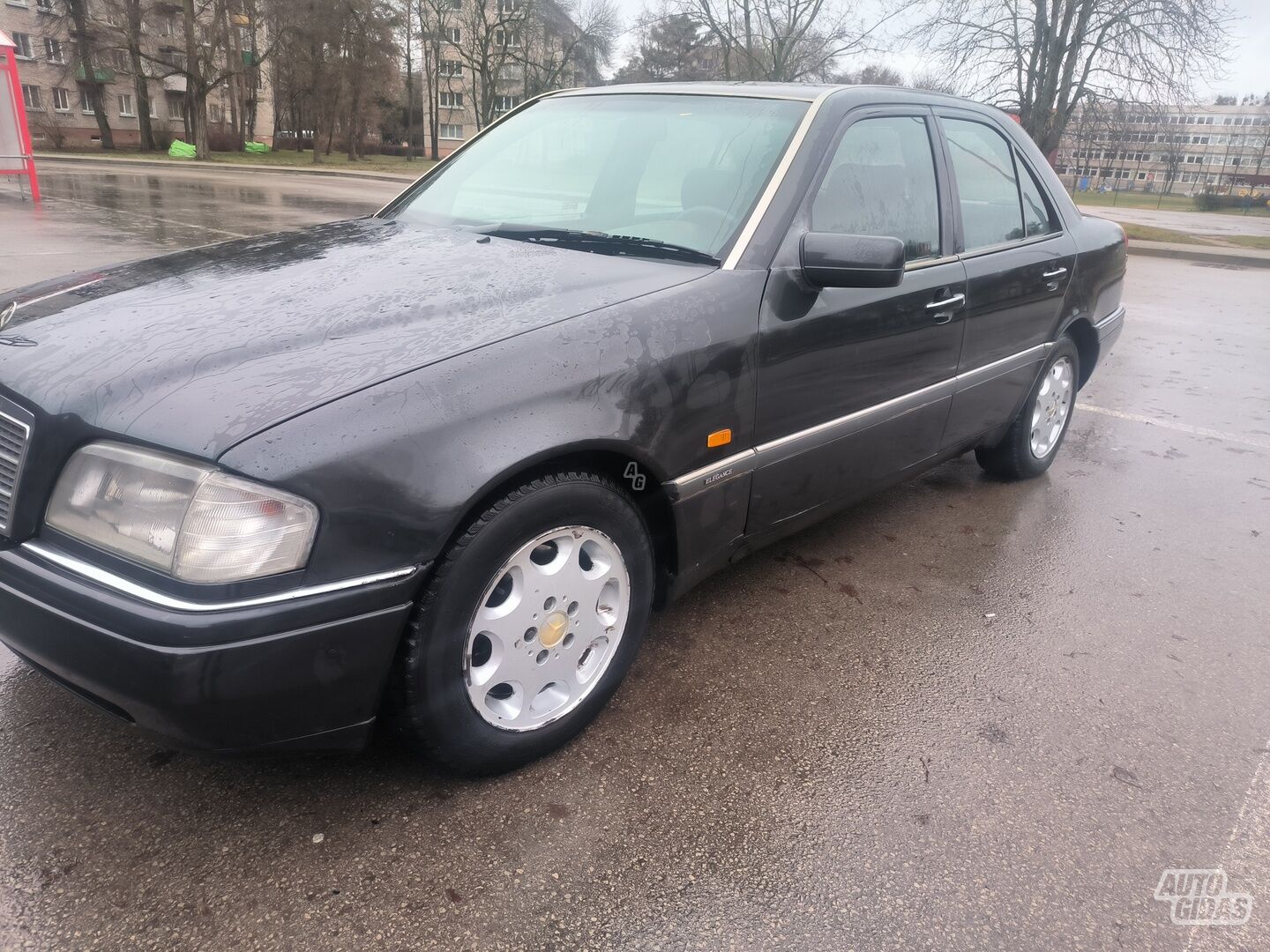 Mercedes-Benz C 200 1994 y Sedan