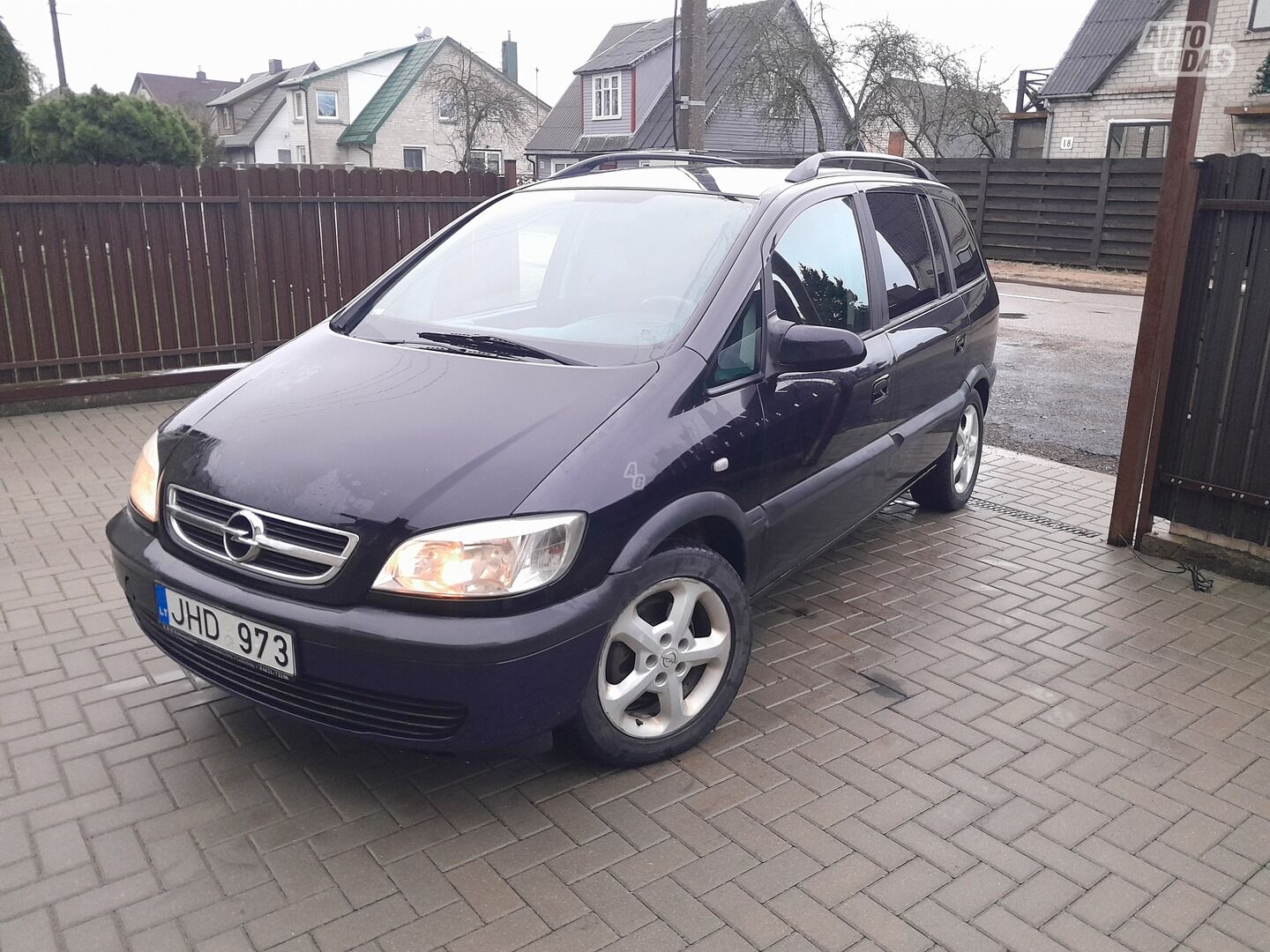 Opel Zafira 2003 m Vienatūris