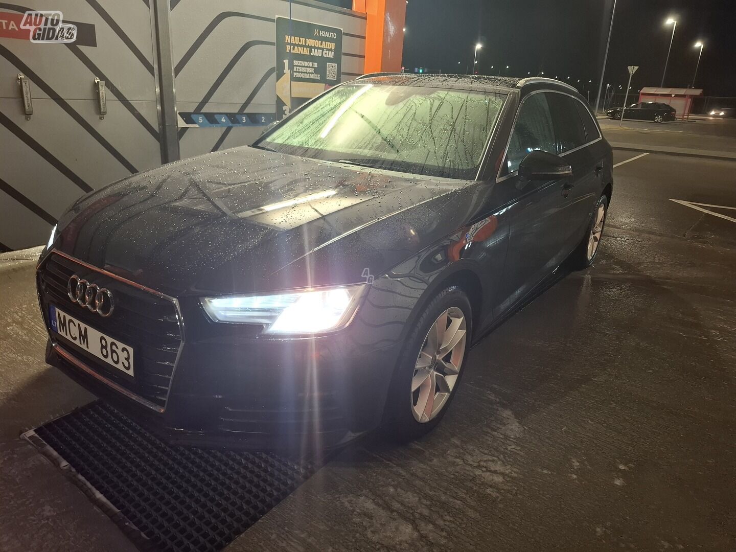 Audi A4 2016 m Universalas