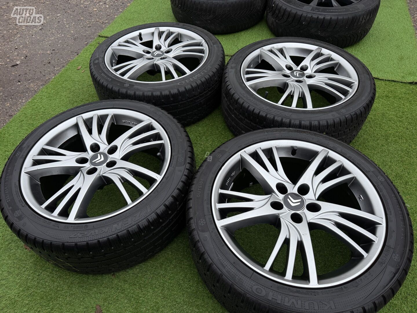 Citroen Siunciam, 8J ET27 light alloy R18 rims