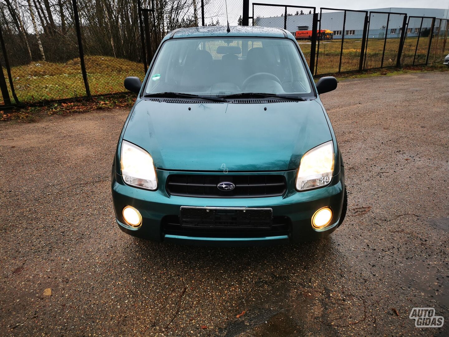 Subaru Justy 2009 y Hatchback