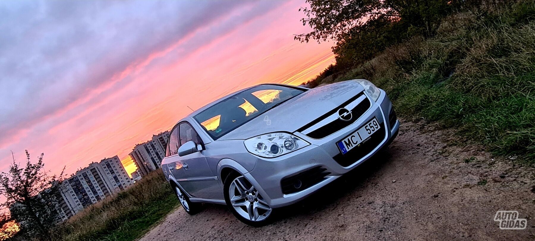 Opel Vectra 2007 y Sedan