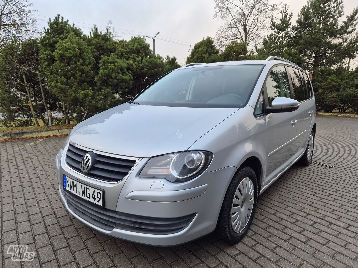 Volkswagen Touran 2010 m Vienatūris