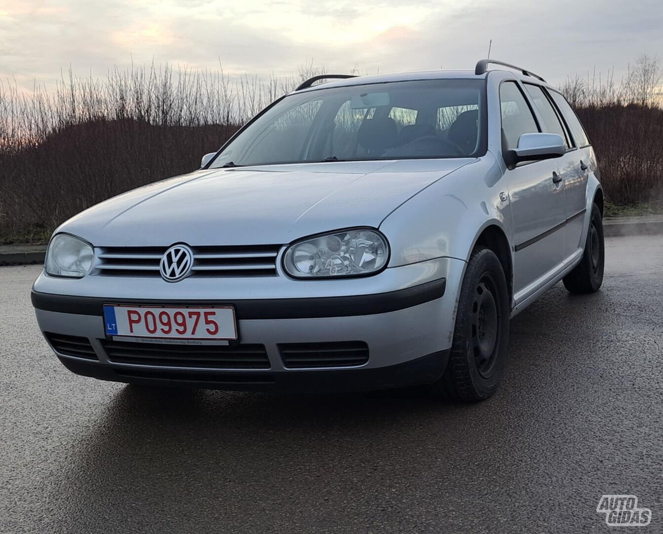 Volkswagen Golf 2004 m Universalas