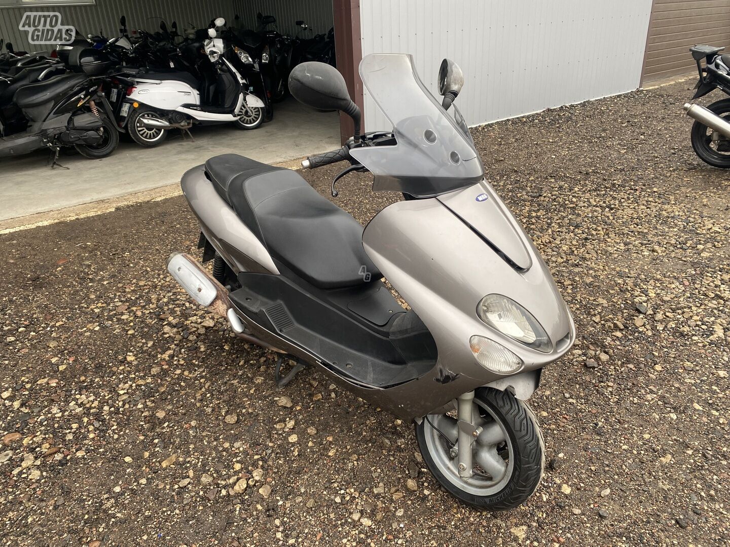 Yamaha Majesty 2007 y Scooter / moped