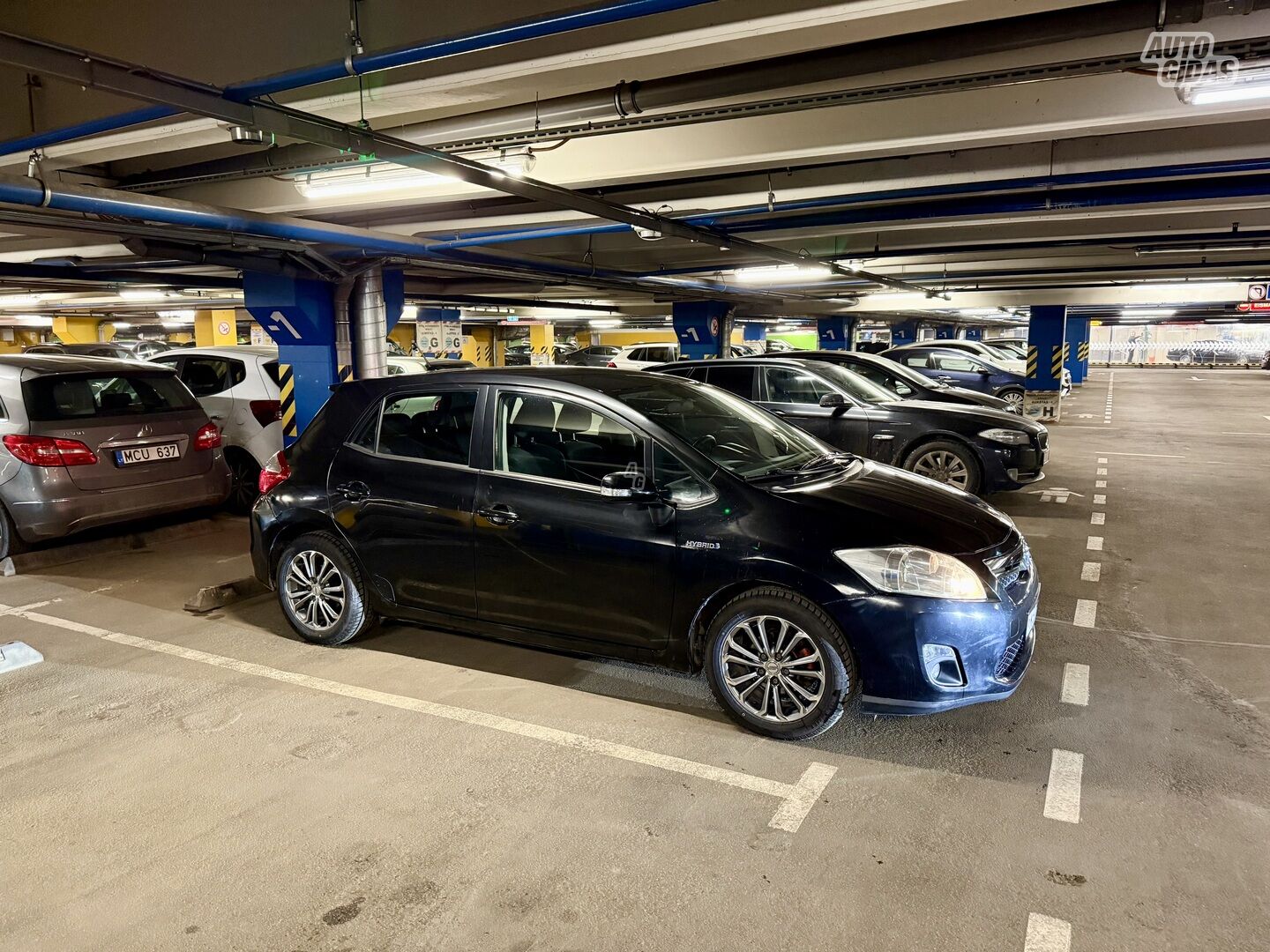 Toyota Auris 2011 y Hatchback