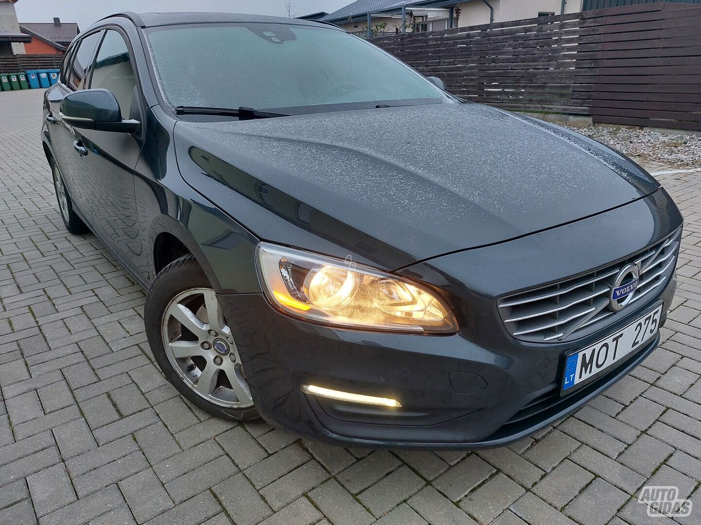 Volvo V60 2014 y Wagon