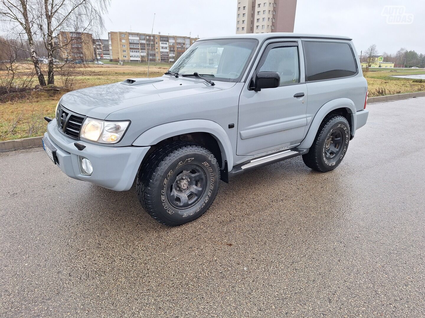 Nissan Patrol 2003 г Внедорожник / Кроссовер