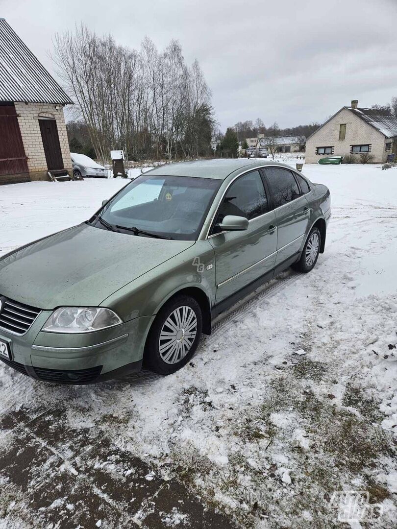 Volkswagen Passat 2003 y Sedan