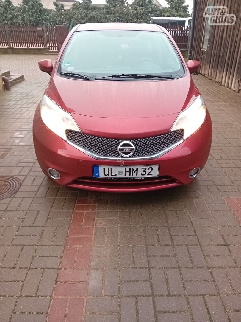 Nissan Note 2014 г Хэтчбек