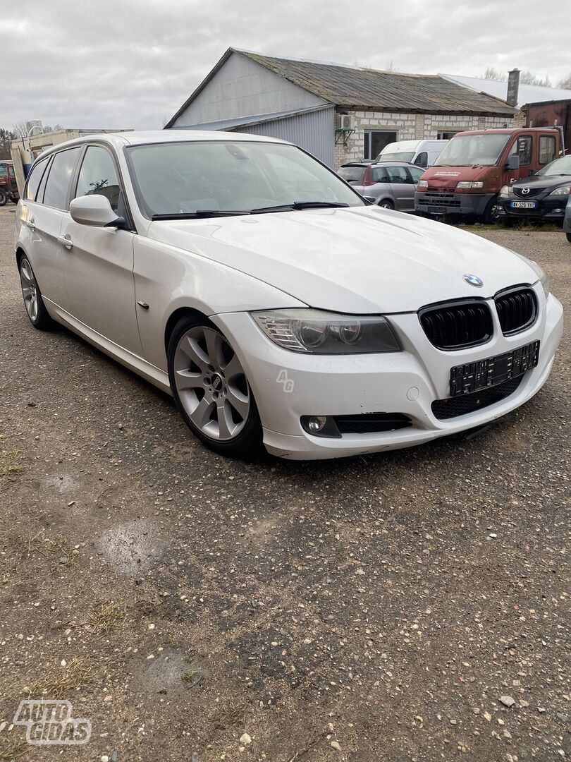 Bmw Serija 3 2011 m dalys