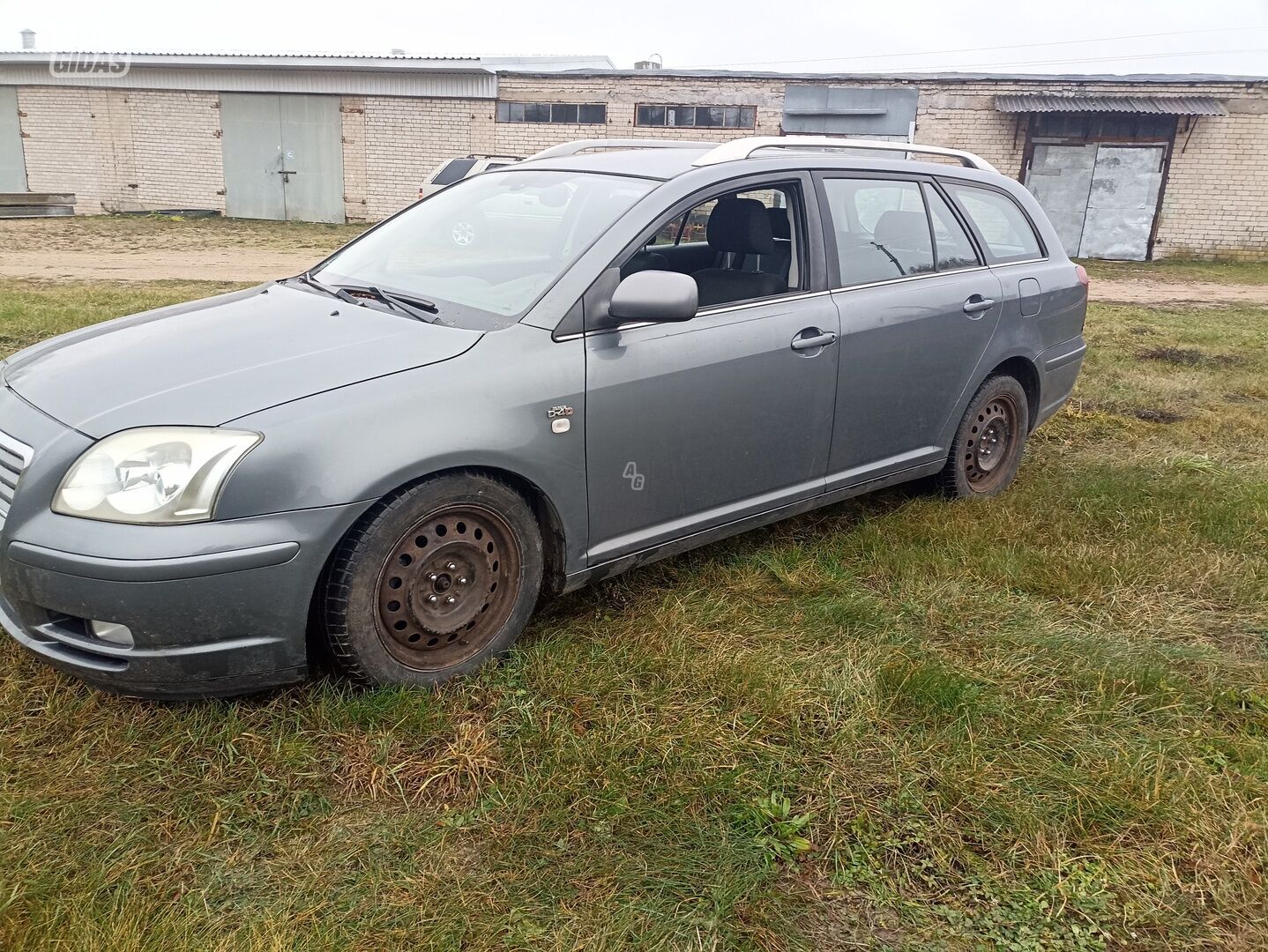 Toyota Avensis 2002 m Universalas