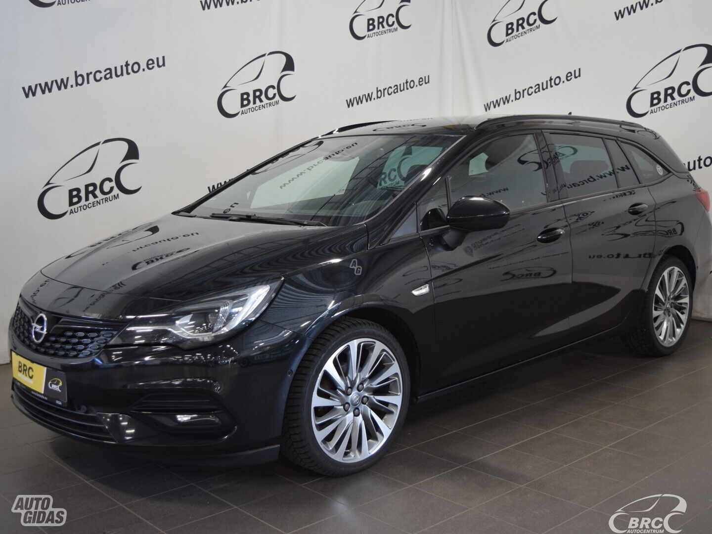 Opel Astra Sports Tourer Ultima 2020 y