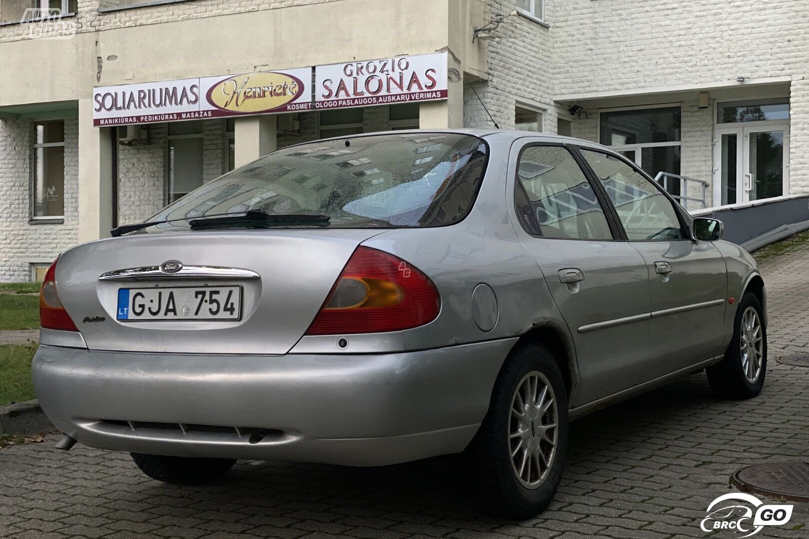 Ford Mondeo 1999 г Седан