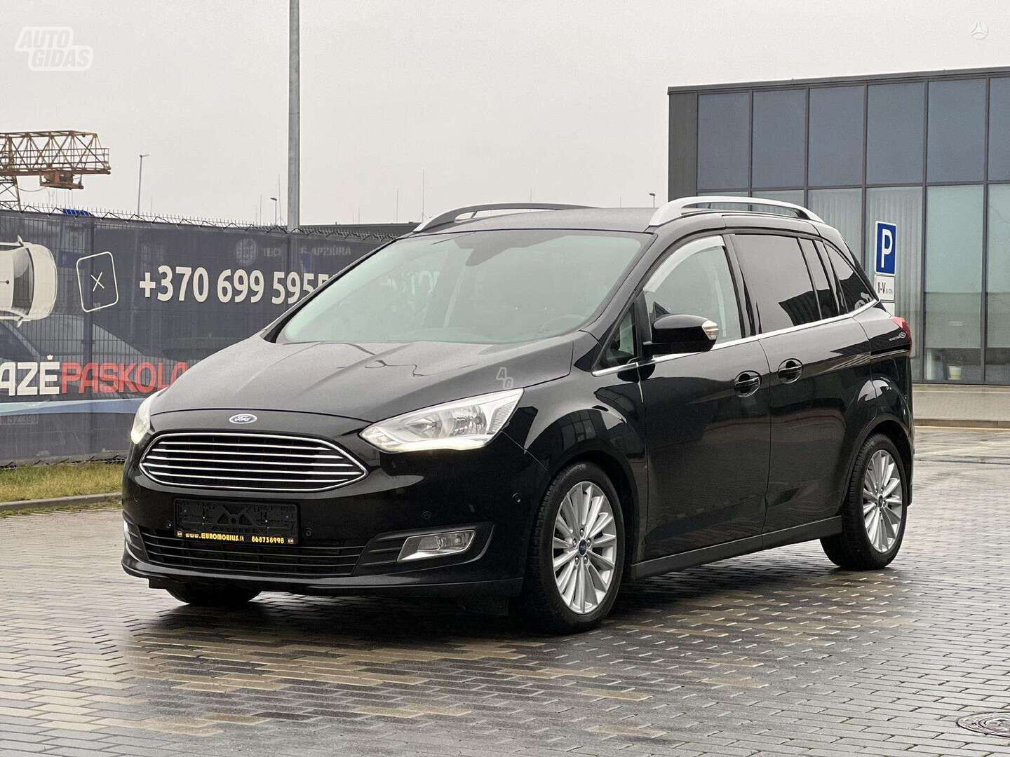 Ford Grand C-MAX 2017 y Van