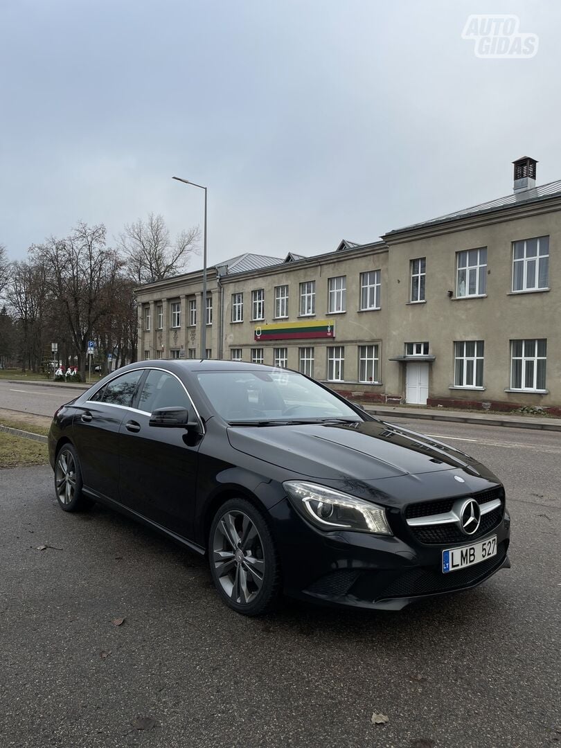 Mercedes-Benz CLA 200 2014 m Sedanas