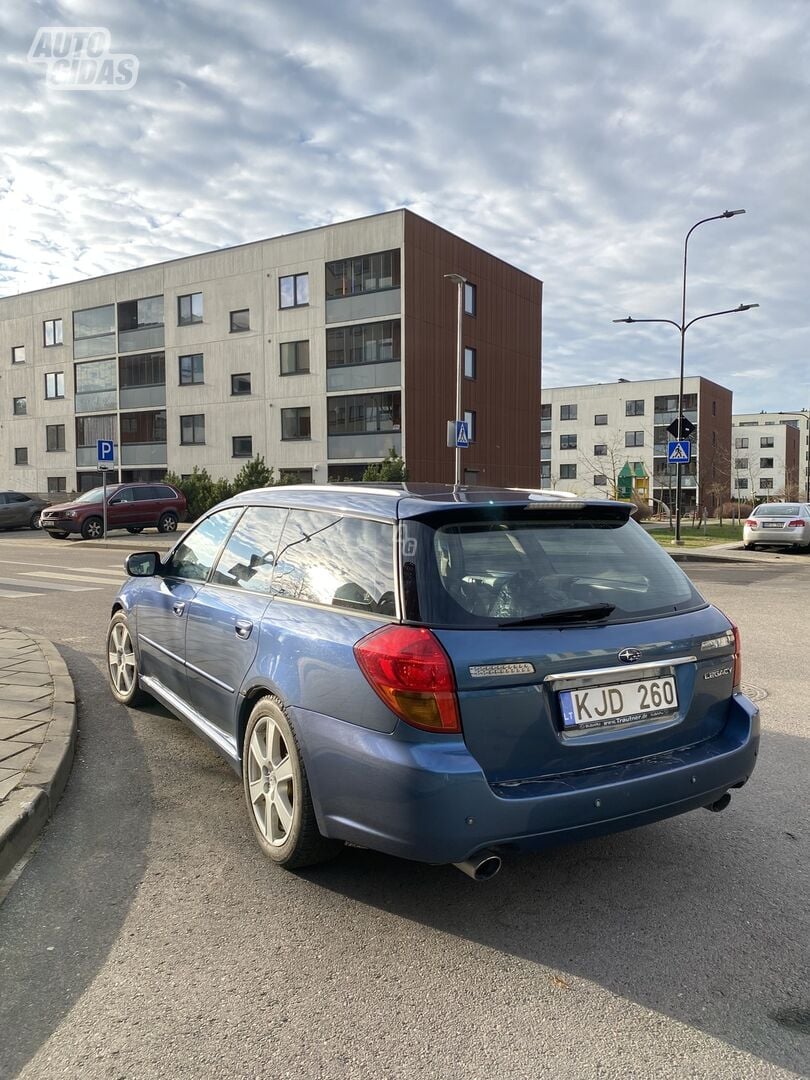 Subaru Legacy 2005 y Wagon