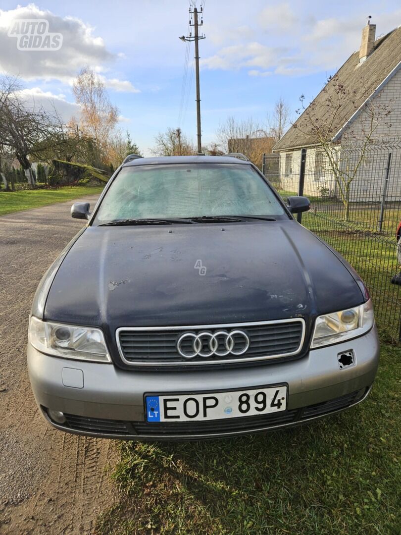 Audi A4 2000 г Универсал