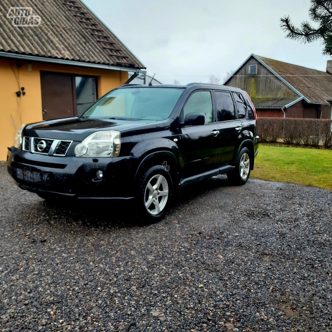 Nissan X-Trail 2008 y Off-road / Crossover