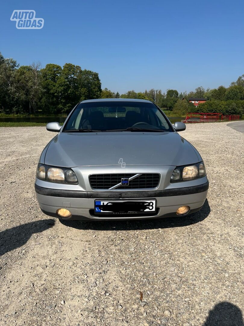 Volvo S60 2002 г запчясти