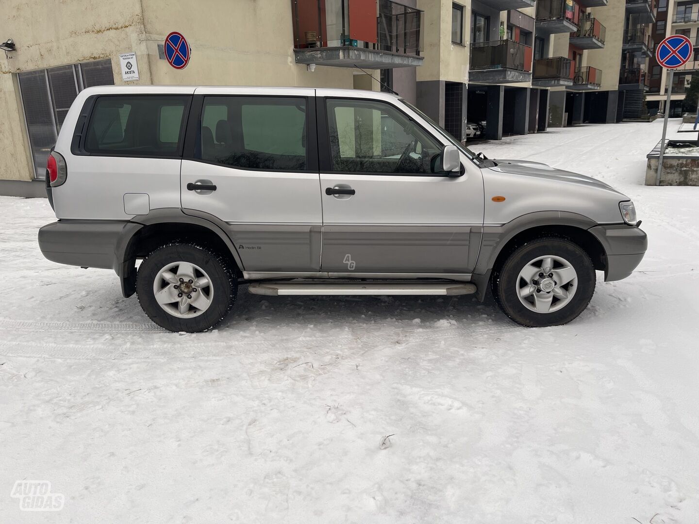 Nissan Terrano 2003 г Внедорожник / Кроссовер