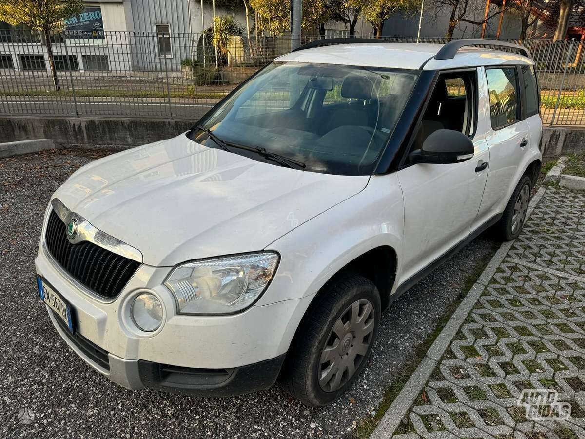 Skoda Yeti 2012 y Off-road / Crossover