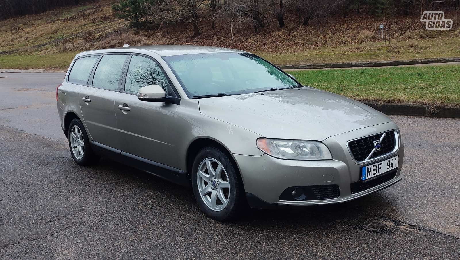 Volvo V70 2009 y Wagon