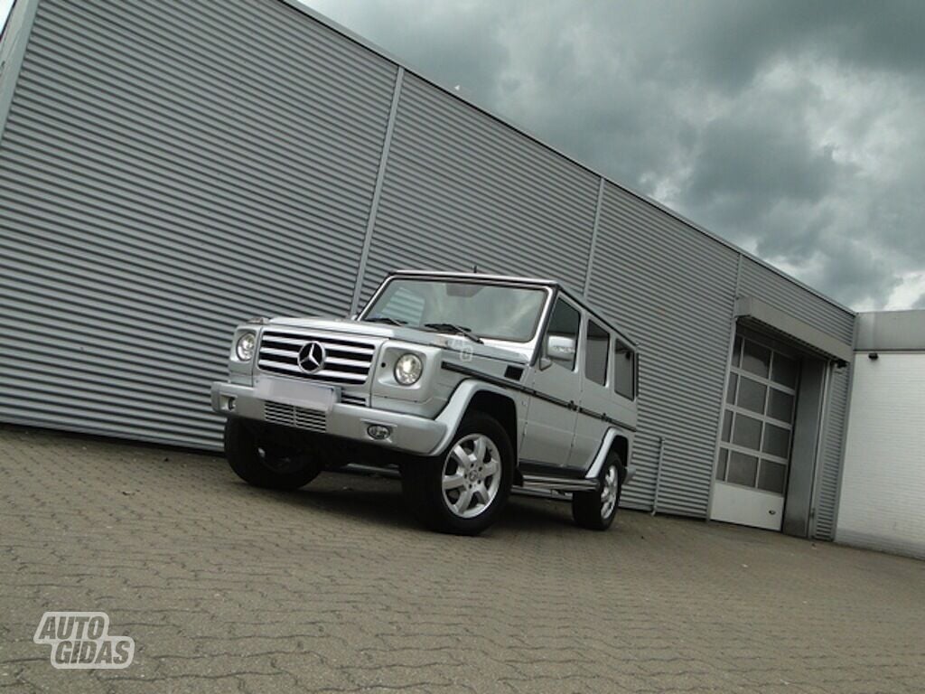 Mercedes-Benz G 500 2011 y Off-road / Crossover