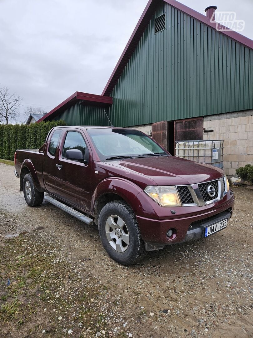 Nissan Navara 2006 г Внедорожник / Кроссовер