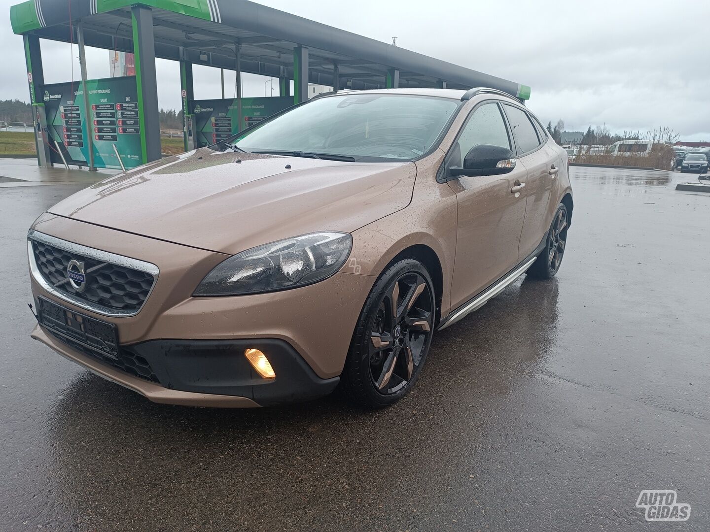 Volvo V40 Cross Country 2013 m Hečbekas