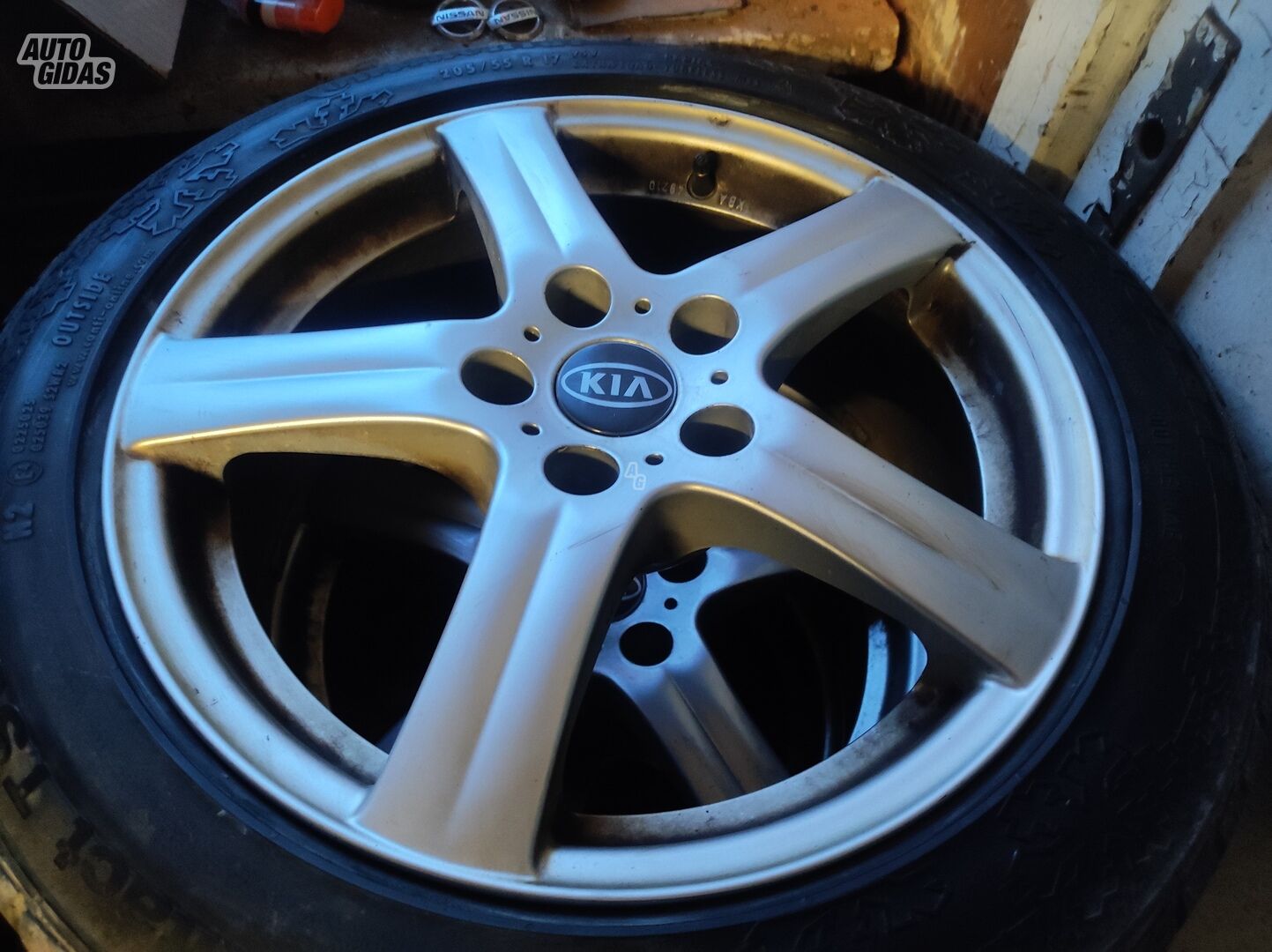 KIA light alloy R17 rims