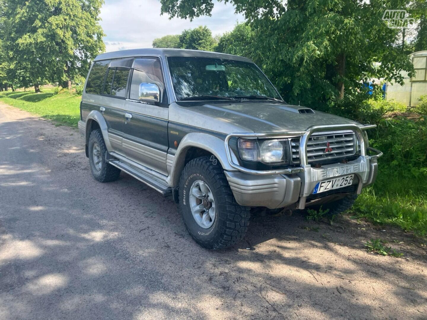 Mitsubishi Pajero 1995 m Visureigis / Krosoveris