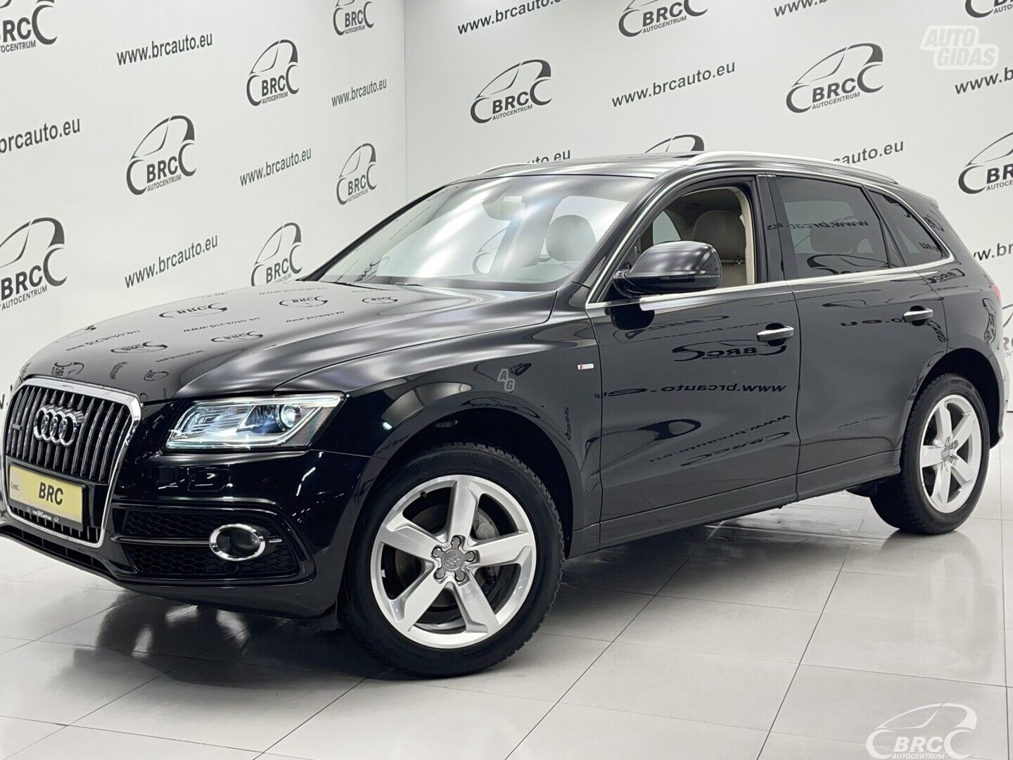 Audi Q5 2.0TDI Quattro S-Lin 2015 y