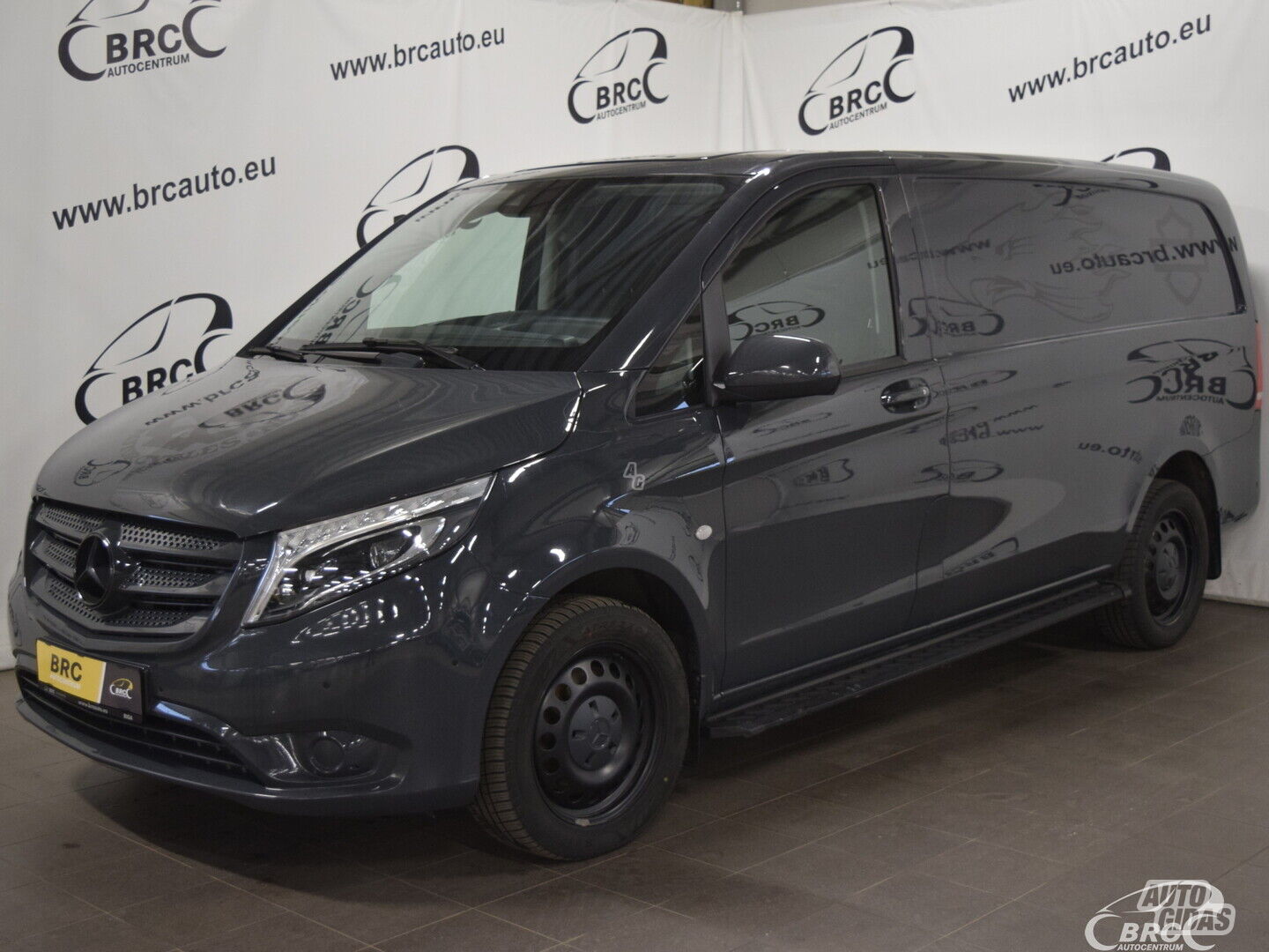 Mercedes-Benz Vito 2019 y Commercial auto (with box)